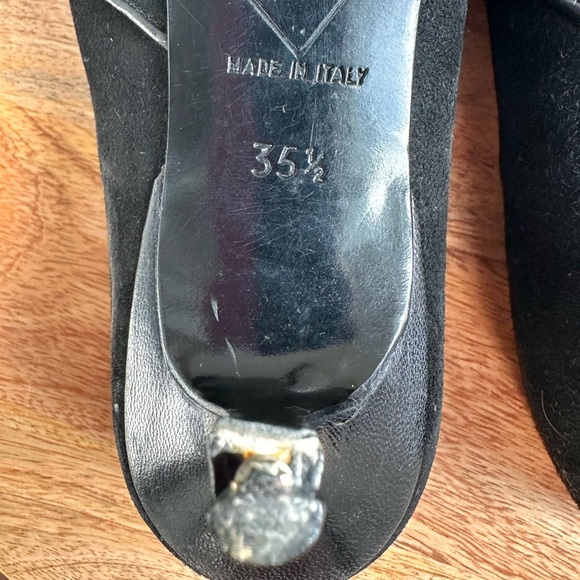 CHANEL Vintage Black Suede Leather 4 Leaf Clover CC Logo Appliqué Kitten Heels - Picture 14 of 15